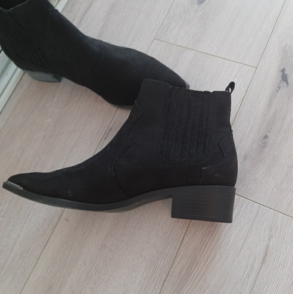 Booties - Picture 5 of 8